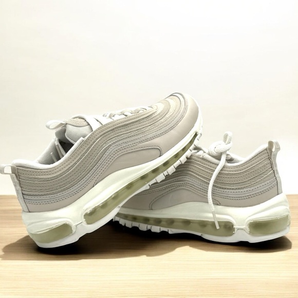 Women’s AIR MAX 97 - Size 7 - Picture 1 of 8